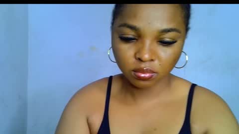 Snapshot of sexy_ebonygirl_ chatting on October 9, 8:29 pm Clara online show from October 9, 8:29 pm
