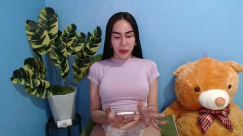 sexy_emily92 online show from November 1, 3:47 pm