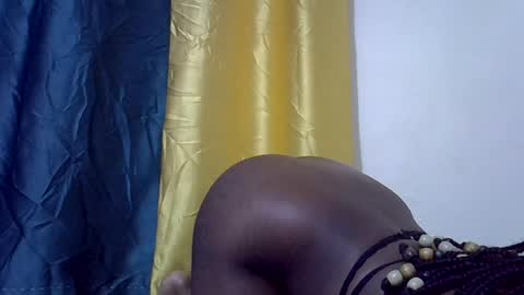 Snapshot of sexy_essy chatting on July 1, 12:01 am essy online show from July 1, 12:01 am