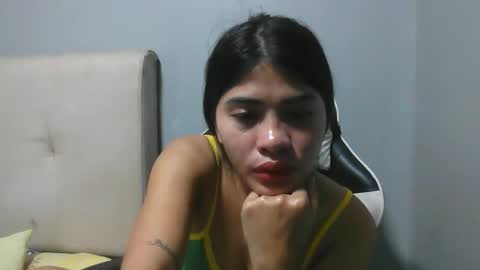 Snapshot of sexy_hot_pussie chatting on September 9, 1:05 am just call me sofia online show from September 9, 1:05 am