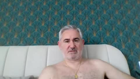 Snapshot of sexy_italiandaddy chatting on July 12, 8:05 am Antonio online show from July 12, 8:05 am