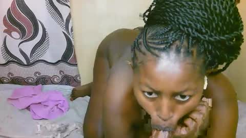 sexy_latasha online show from October 3, 5:59 am