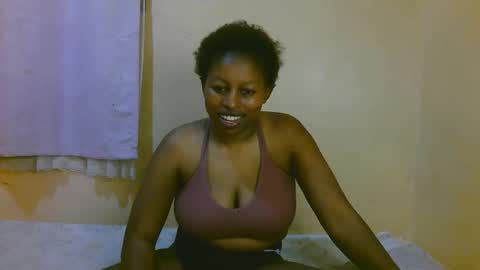 sexy_latasha online show from March 28, 8:52 pm