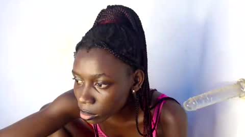 Snapshot of sexy_lilyyy chatting on October 13, 11:05 pm lily online show from October 13, 11:05 pm