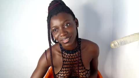 Snapshot of sexy_lilyyy chatting on October 14, 9:59 pm lily online show from October 14, 9:59 pm