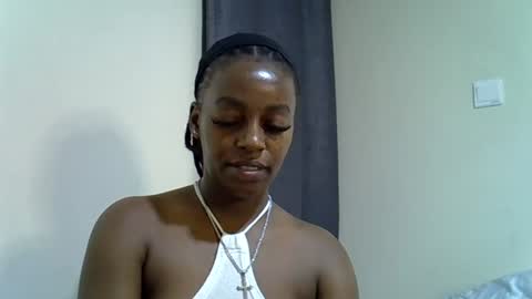 Snapshot of sexy_linda022 chatting on July 16, 6:25 pm Linda online show from July 16, 6:25 pm