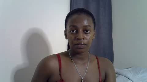 Snapshot of sexy_linda022 chatting on July 25, 8:28 pm Linda online show from July 25, 8:28 pm