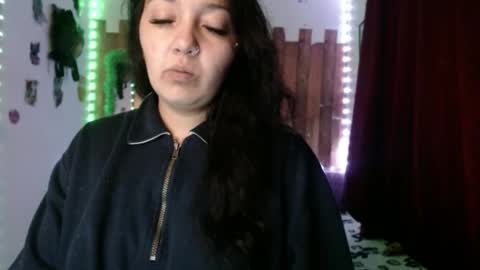 sexy lolas online show from January 25, 12:17 am