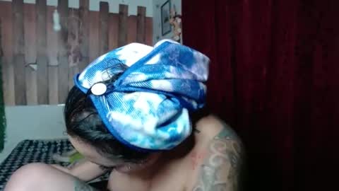 sexy lolas online show from February 6, 5:46 am