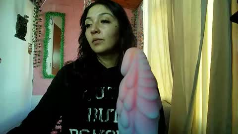 sexy lolas online show from December 13, 8:58 pm