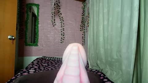 sexy lolas online show from April 12, 7:57 am