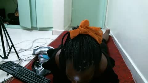 sexy_lunah online show from February 2, 5:59 pm