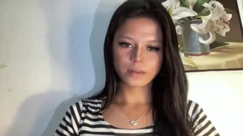 Nicole online show from June 10, 2:23 am