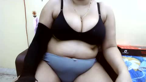 sexy_mandakini online show from April 30, 4:24 pm