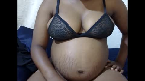 sexy_maya6 online show from December 18, 4:51 am