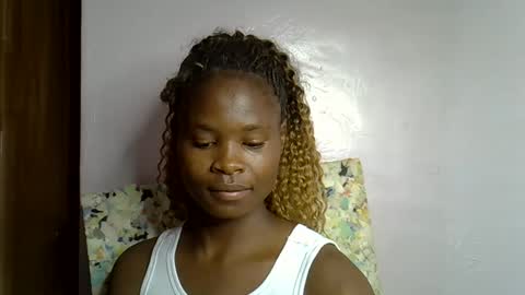 Molyne online show from January 15, 1:26 pm