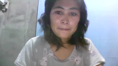 sexy_mommy69x online show from April 1, 8:06 pm