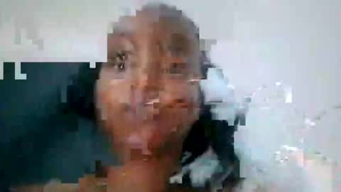 Snapshot of sexy_moraa254 chatting on November 1, 8:22 pm sexy_moraa254 online show from November 1, 8:22 pm