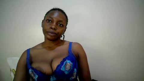 Snapshot of sexy_muna2 chatting on June 22, 3:25 am sexy_muna2 online show from June 22, 3:25 am