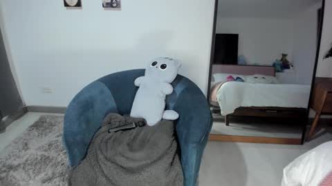 Snapshot of sexy_natty chatting on December 17, 1:07 am sexy nattaly online show from December 17, 1:07 am