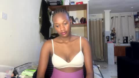 Snapshot of sexy_nyla chatting on July 14, 8:58 pm Nyla online show from July 14, 8:58 pm
