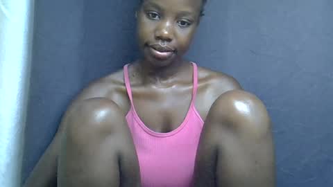 Snapshot of sexy_peach4 chatting on July 8, 11:42 pm sexy_peach4 online show from July 8, 11:42 pm