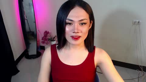 Snapshot of sexy_rc18 chatting on December 11, 5:37 pm RC online show from December 11, 5:37 pm