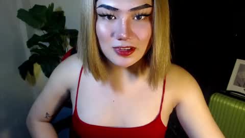 Snapshot of sexy_rc18 chatting on June 25, 6:45 pm RC online show from June 25, 6:45 pm