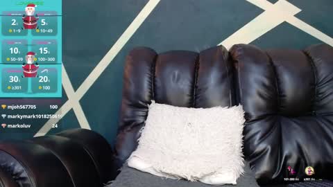 Snapshot of sexy_redgirl chatting on December 15, 3:34 am karoline online show from December 15, 3:34 am