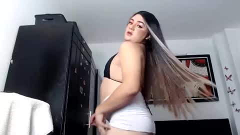 sexy_rosita online show from February 26, 5:20 am