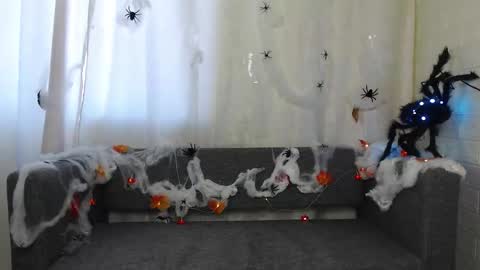 Alina online show from October 15, 8:14 am