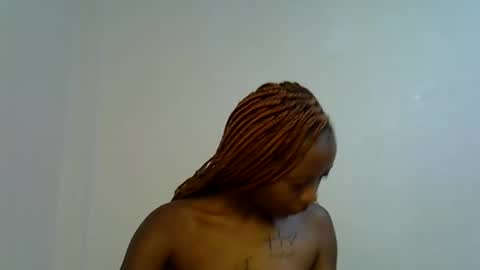 Snapshot of sexy_sasy chatting on February 15, 6:15 pm sexy_sasy online show from February 15, 6:15 pm