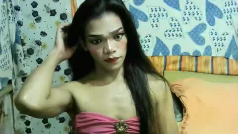 scarlet online show from April 16, 6:30 pm