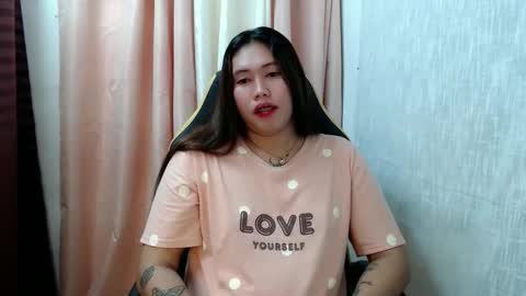 SOFIE  The woman who lives in the province online show from April 20, 9:27 pm