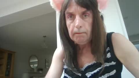 Snapshot of sexy_sophie125 chatting on March 11, 4:29 pm Sexy Sophie online show from March 11, 4:29 pm