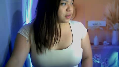 Snapshot of sexy_thea1 chatting on April 14, 12:11 pm sexy_thea1 online show from April 14, 12:11 pm