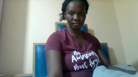 Snapshot of sexy_vivy1 chatting on October 28, 11:14 am sexy_vivy1 online show from October 28, 11:14 am