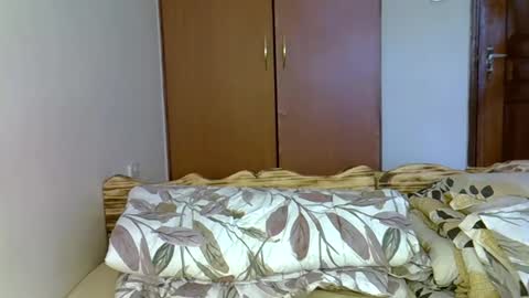 Bantu girl online show from October 18, 10:27 am