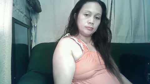 Snapshot of sexy_zapphire2024 chatting on December 8, 2:18 am sexy_zapphire2024 online show from December 8, 2:18 am