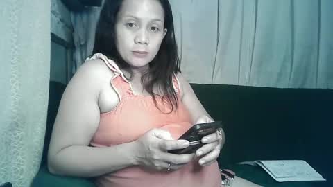 Snapshot of sexy_zapphire2024 chatting on December 15, 3:42 pm sexy_zapphire2024 online show from December 15, 3:42 pm