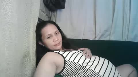 Snapshot of sexy_zapphire2024 chatting on December 17, 9:17 am sexy_zapphire2024 online show from December 17, 9:17 am