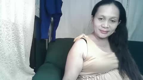 Snapshot of sexy_zapphire2024 chatting on December 23, 8:00 am sexy_zapphire2024 online show from December 23, 8:00 am