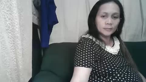 Snapshot of sexy_zapphire2024 chatting on December 27, 1:39 pm sexy_zapphire2024 online show from December 27, 1:39 pm