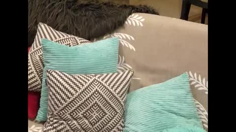 Sexy GILF Allie Kay online show from September 25, 12:25 am