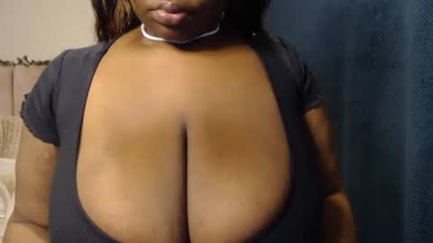 Angie online show from January 17, 11:51 pm