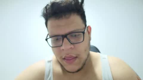 sexyarabusa online show from September 27, 11:15 am