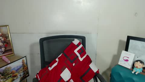 Chloe online show from February 11, 5:18 pm