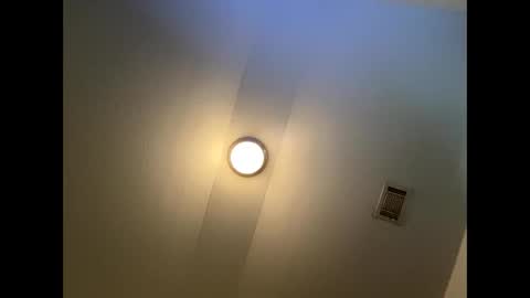 Snapshot of sexyassmixxy chatting on October 23, 1:32 pm sexyassmixxy online show from October 23, 1:32 pm