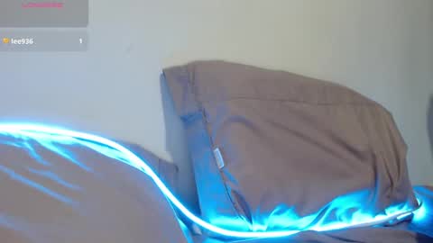 Snapshot of sexyasstime_1718 chatting on May 6, 1:25 am Alice online show from May 6, 1:25 am