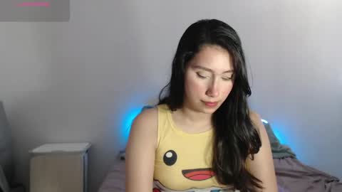 Snapshot of sexyasstime_1718 chatting on May 20, 8:15 pm Alice online show from May 20, 8:15 pm
